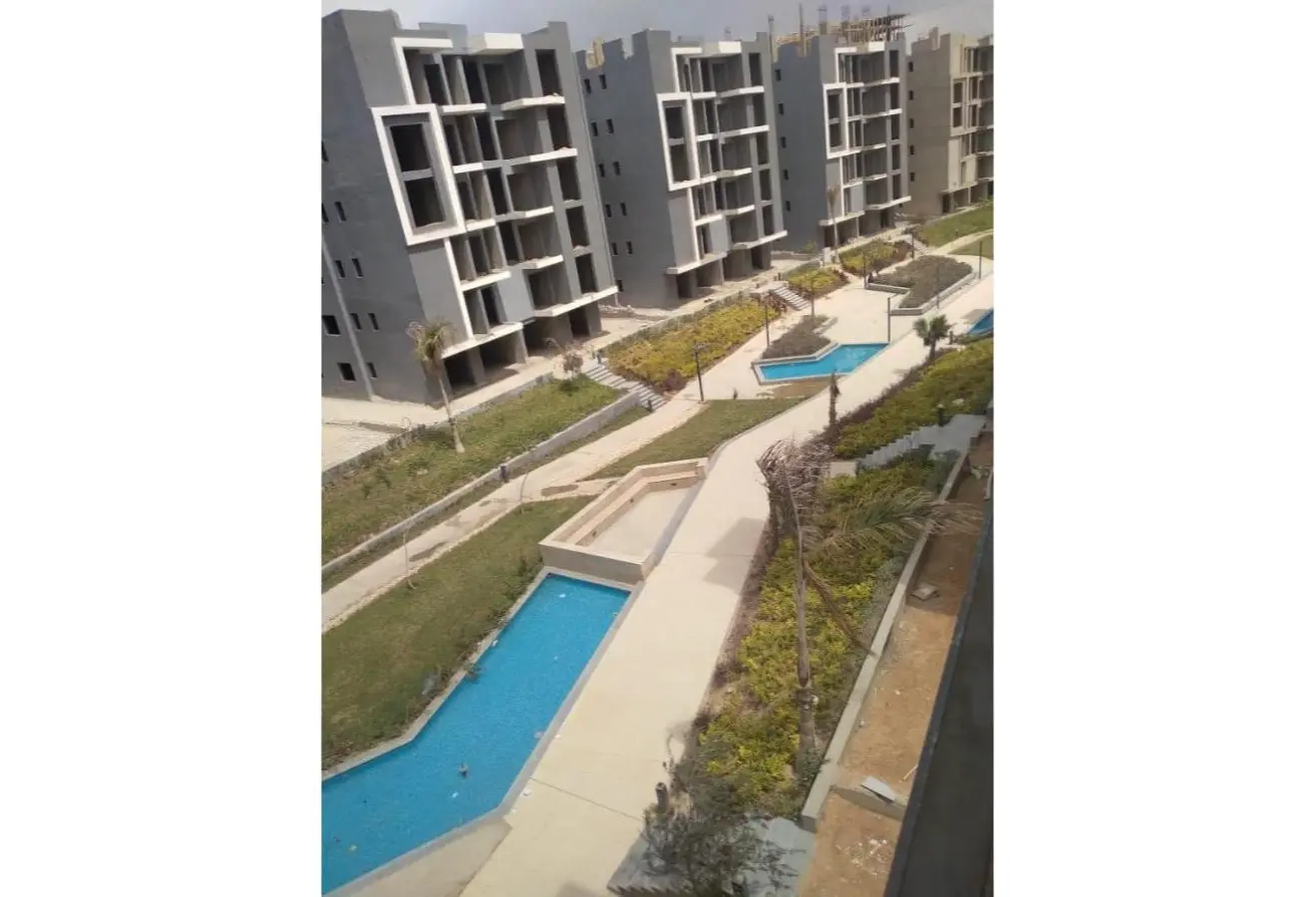Premium Apartment in a Prime October Location (5)